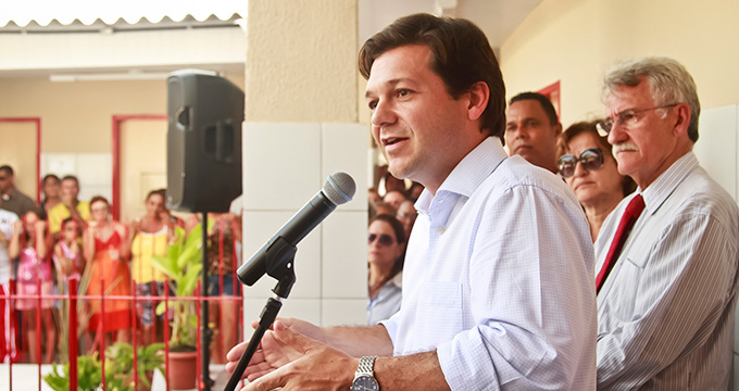Geraldo Julio inaugura PSF do Engenho do Meio (Foto: Andréa Rêgo Barros / PCR)