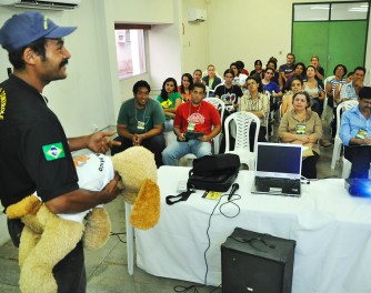 1010-CAPACITACAO-CVA-06-CA Centro de Vigilância Ambiental realiza mini curso sobre os cuidados no socorro animal