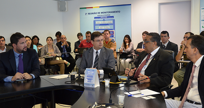Reunião de monitoramento do Pacto Pela Vida (Foto: Seplag/Divulgação) Reunião de monitoramento do Pacto Pela Vida (Foto: Seplag/Divulgação)