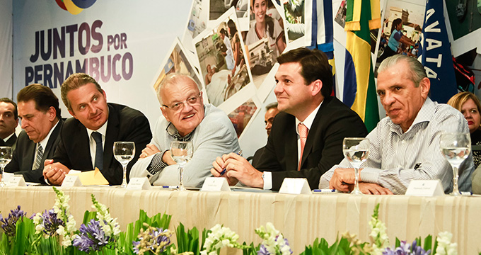 Encontro “Juntos por Pernambuco”, promovido pelo governo do Estado (Foto: Andréa Rêgo Barros / PCR)